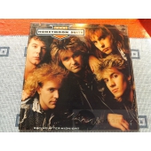 HONEYMOON SUITE   