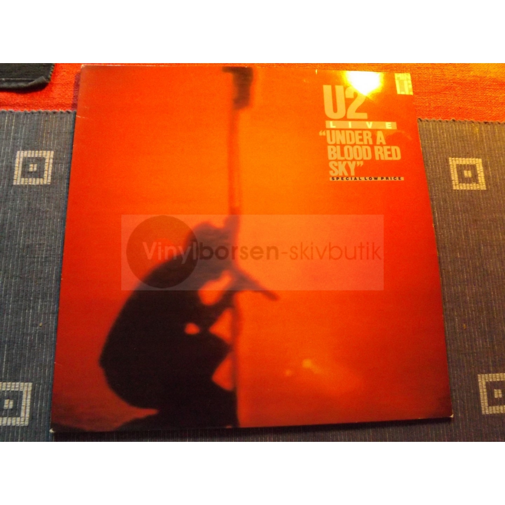 U2    