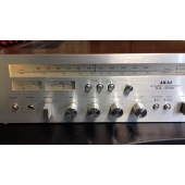 AKAI AA-1030 