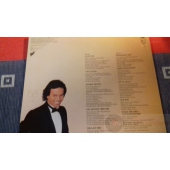 JULIO IGLESIAS   