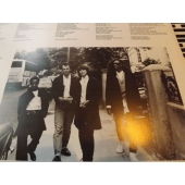 THE PRETENDERS GET CLOSE