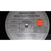 AMANDA LEAR  