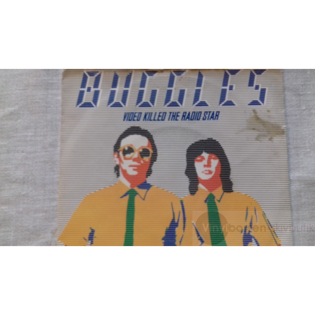 THE BUGGLES   