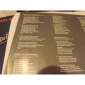 V/AMIKAEL WIEHE, NYBERG, FRANCK&FJELLIS DE ENSLIGAS ALLE