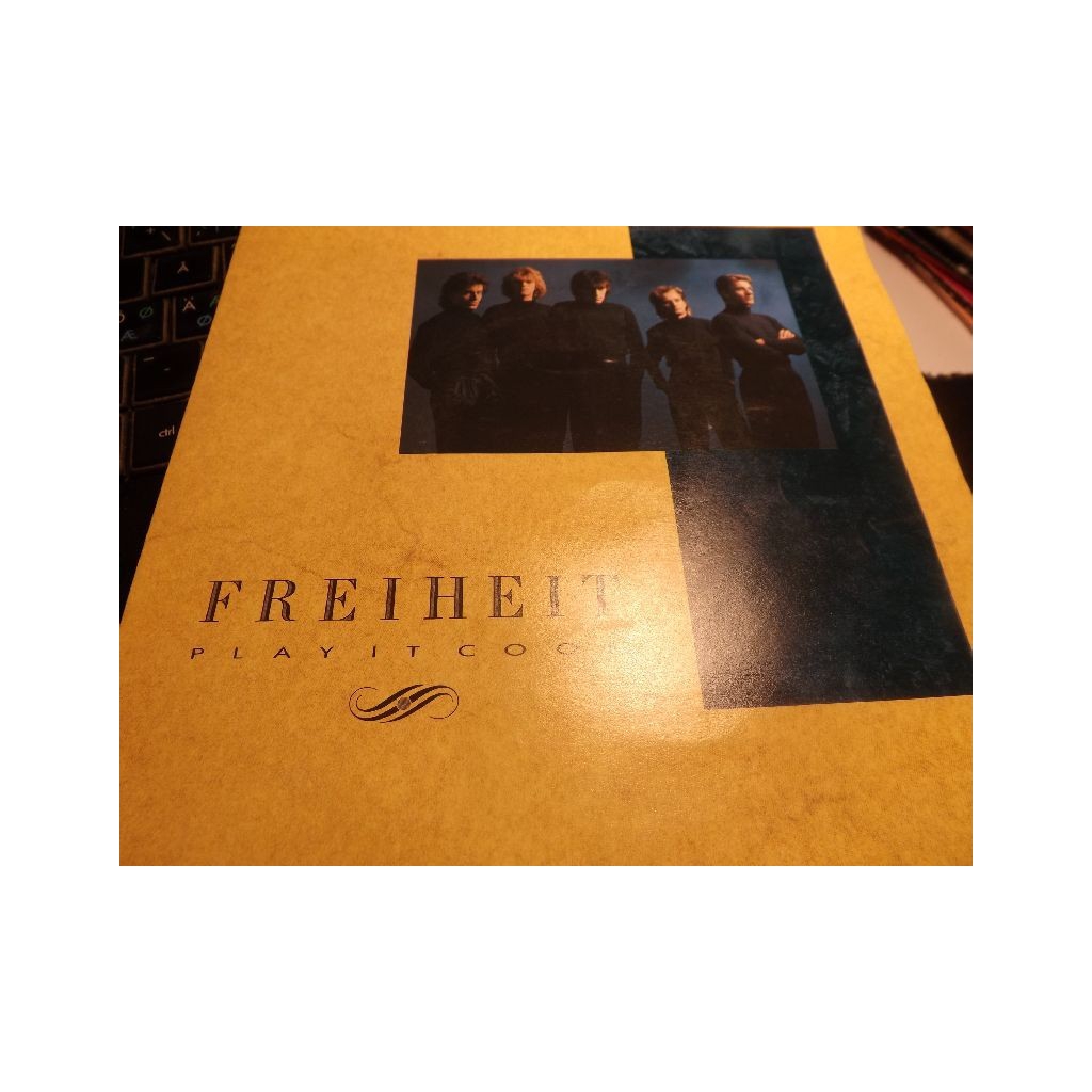 FREIHET PLAY IT COOL