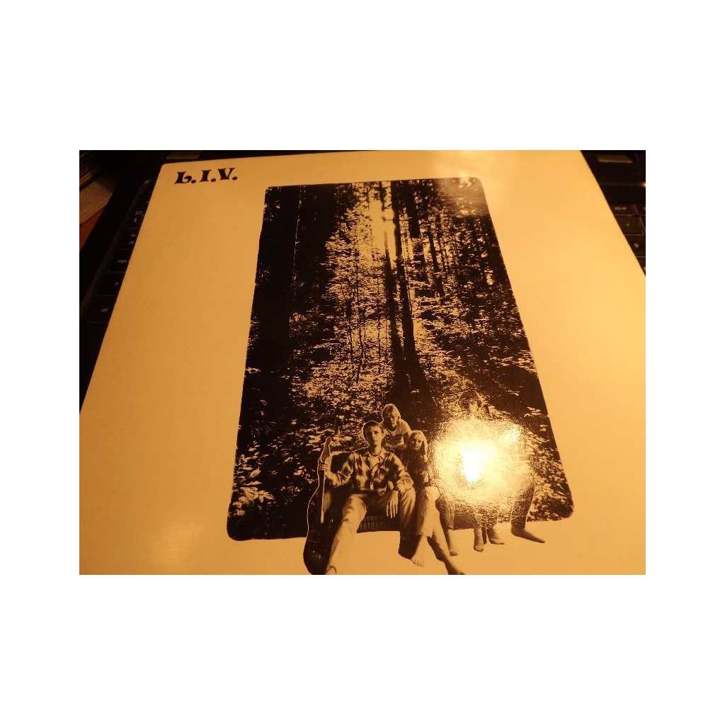 LONG INTERNATIONAL VIBRATION