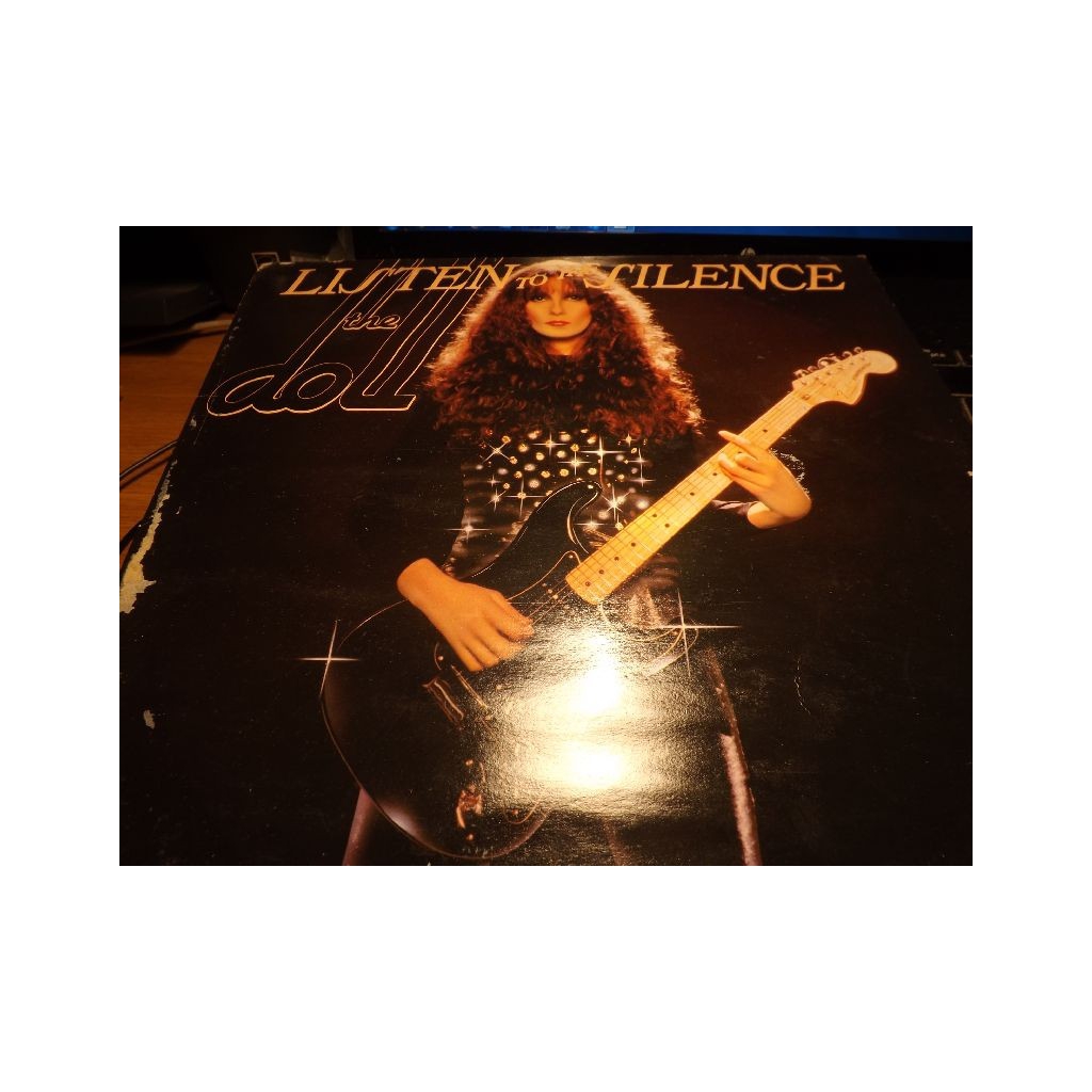 THE DOLL LISTEN TO SILENCE