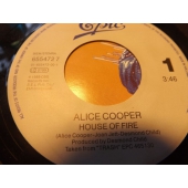 ALICE COOPER HOUSE OF FIRE