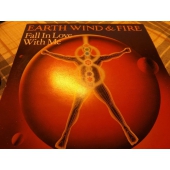 EARTH WIND &FIRE FALL IN LOVE 