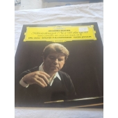 JOHANNES BRAHMS