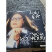 NANA MOUSKOURI