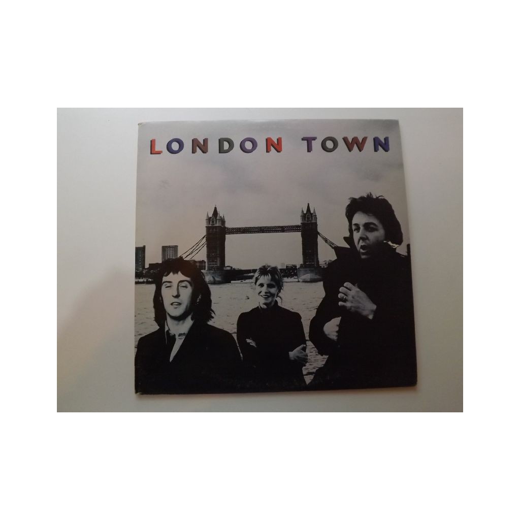 LONDON TOWN  WINGS STOR POSTER