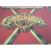 COMMODORES HEROES