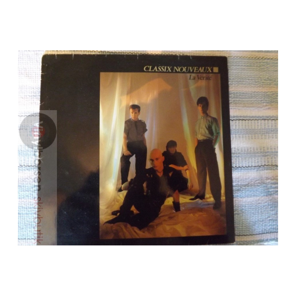 CLASSIX NOUVEAUX   LA VARITE