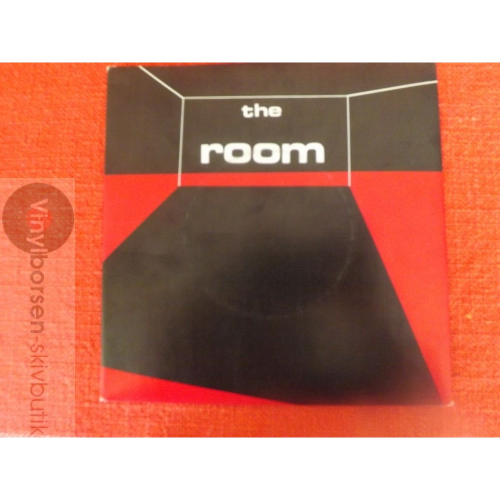 THE ROOM MOTION
