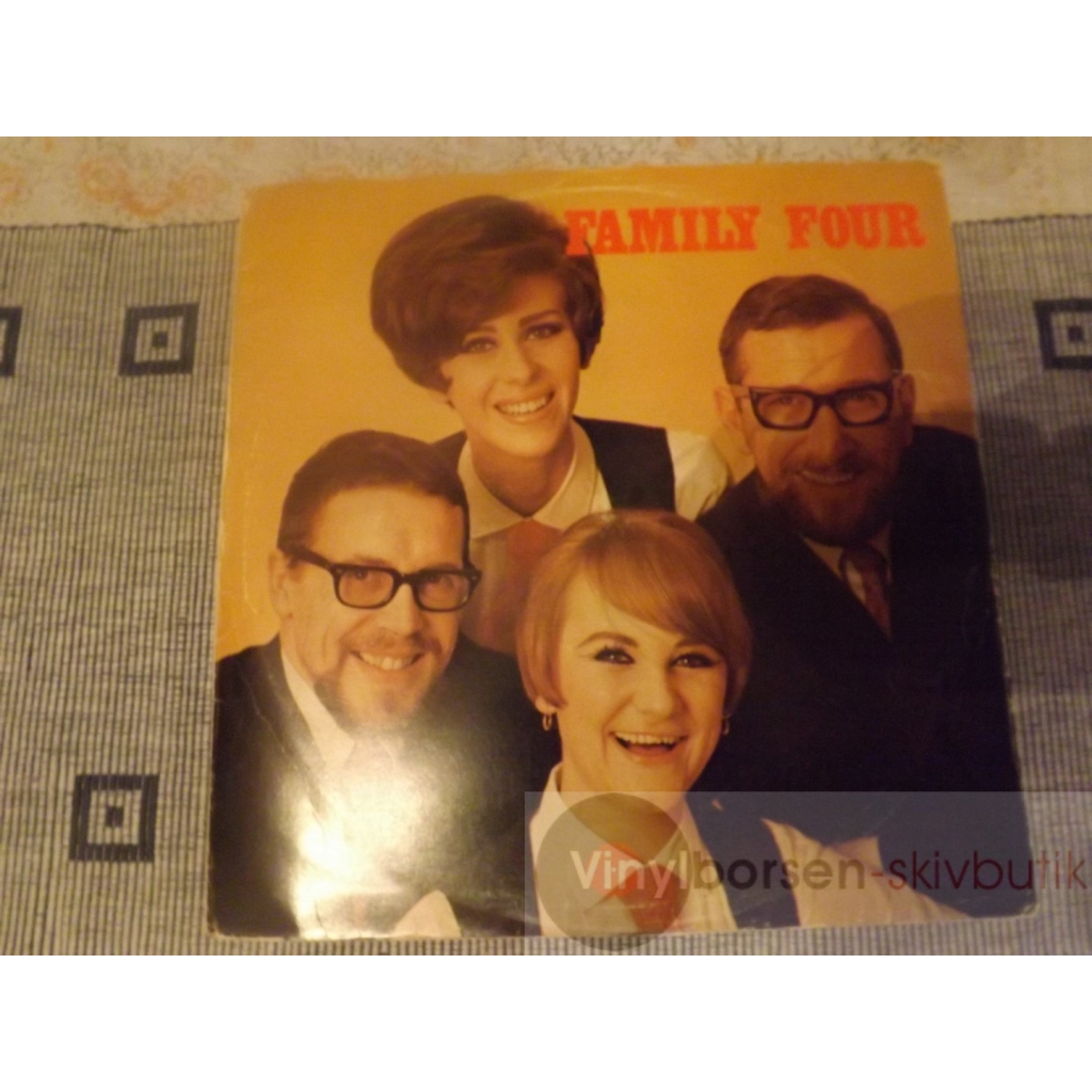 FAMILY FOUR