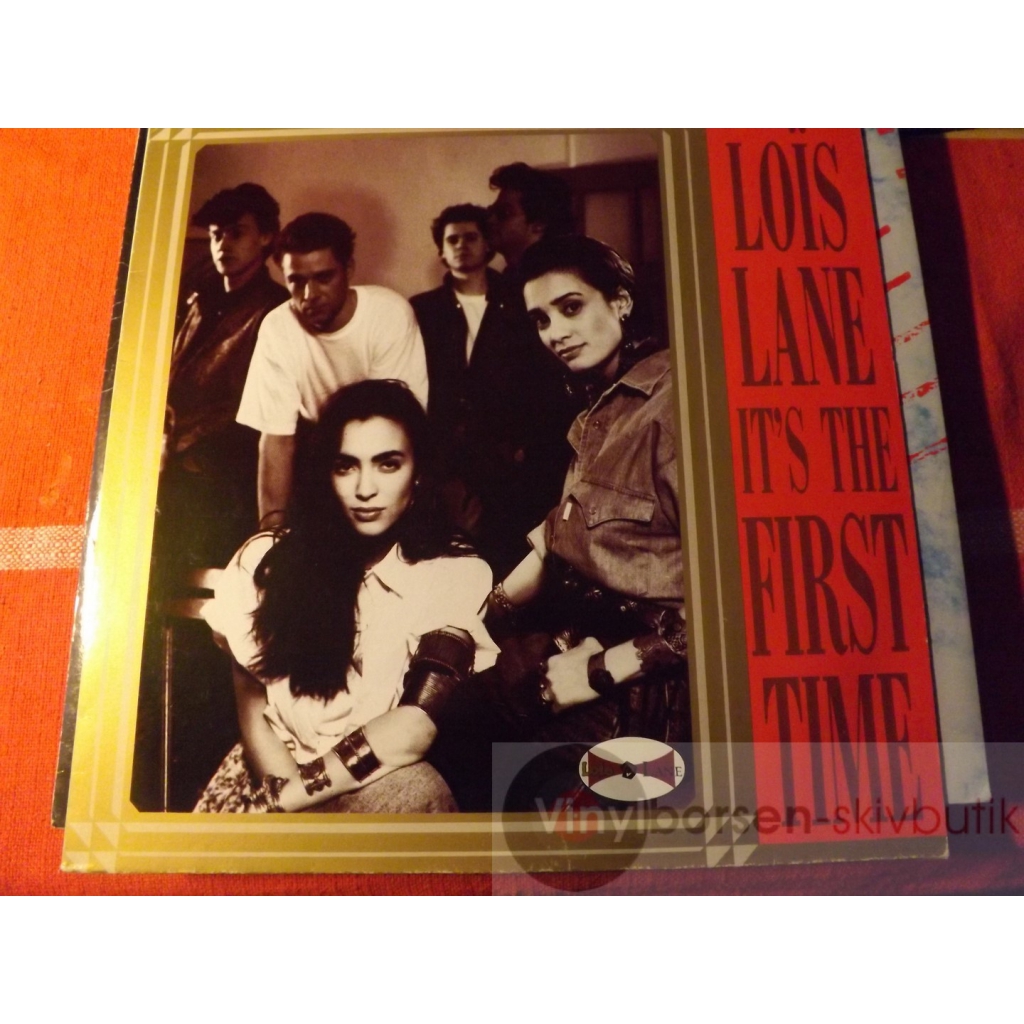 LOIS LANE 