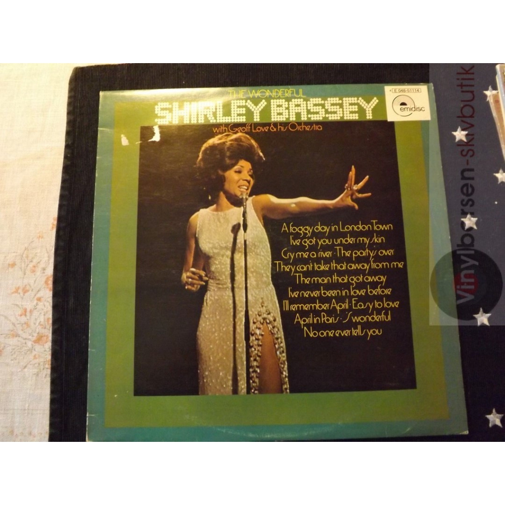 SHIRLEY BASSEY  