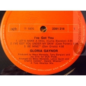 GLORIA GAYNOR 