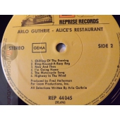 ARLO GUTHRIE 