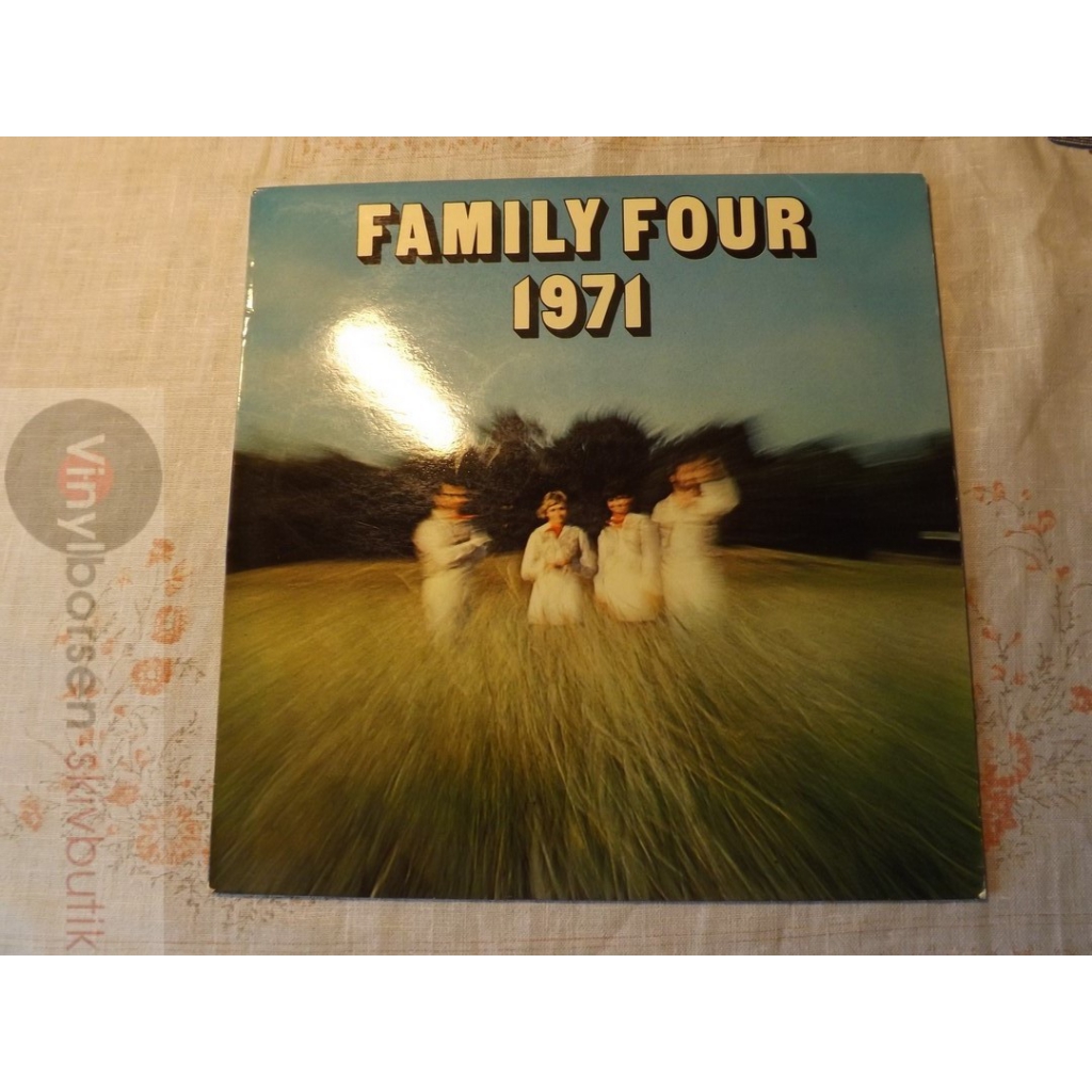FAMILY FOUR 