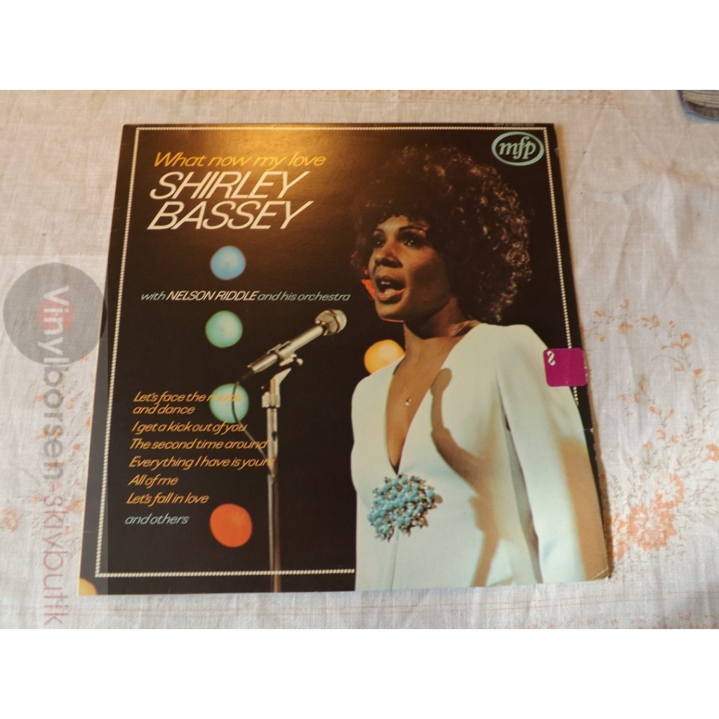 SHIRLEY BASSEY 