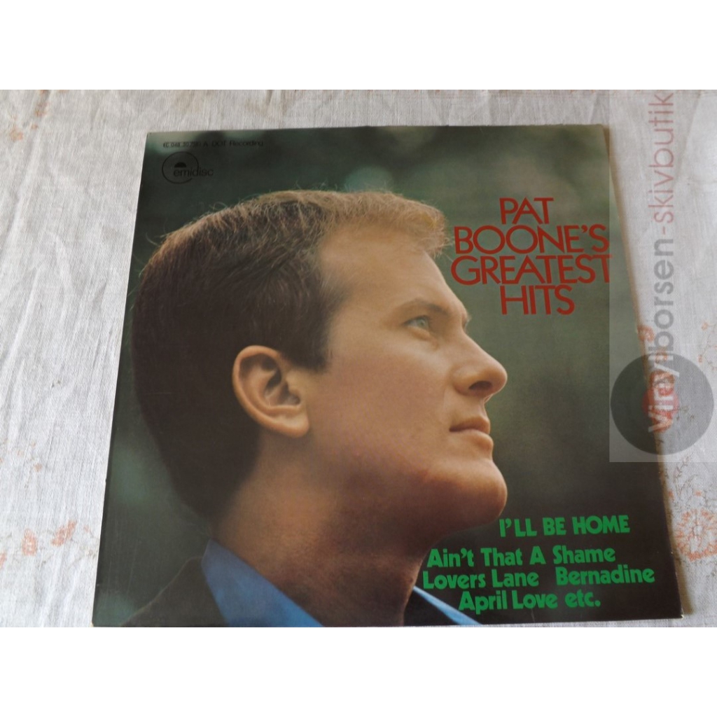 PAT BOONE