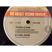 ELTON JOHN  