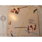 THE HUES CORPORATION 
