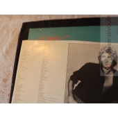 BARRY MANILOW