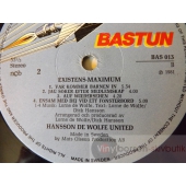 HANSSON DE WOLFE UNITED  