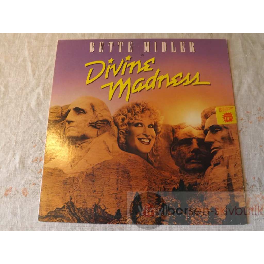 BETTE MIDLER  