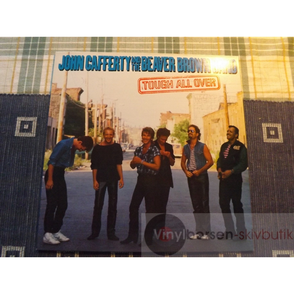 JOHN CAFFERTY AND THE BEAVER BROWN 